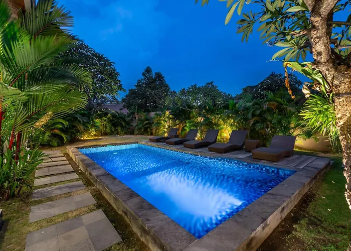 Aruna Batu Bolong Beauty 5 Bed Air/con Living