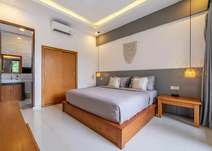 Villa Aruna Batu Bolong Beauty 5 Bed Air/con Living Canggu